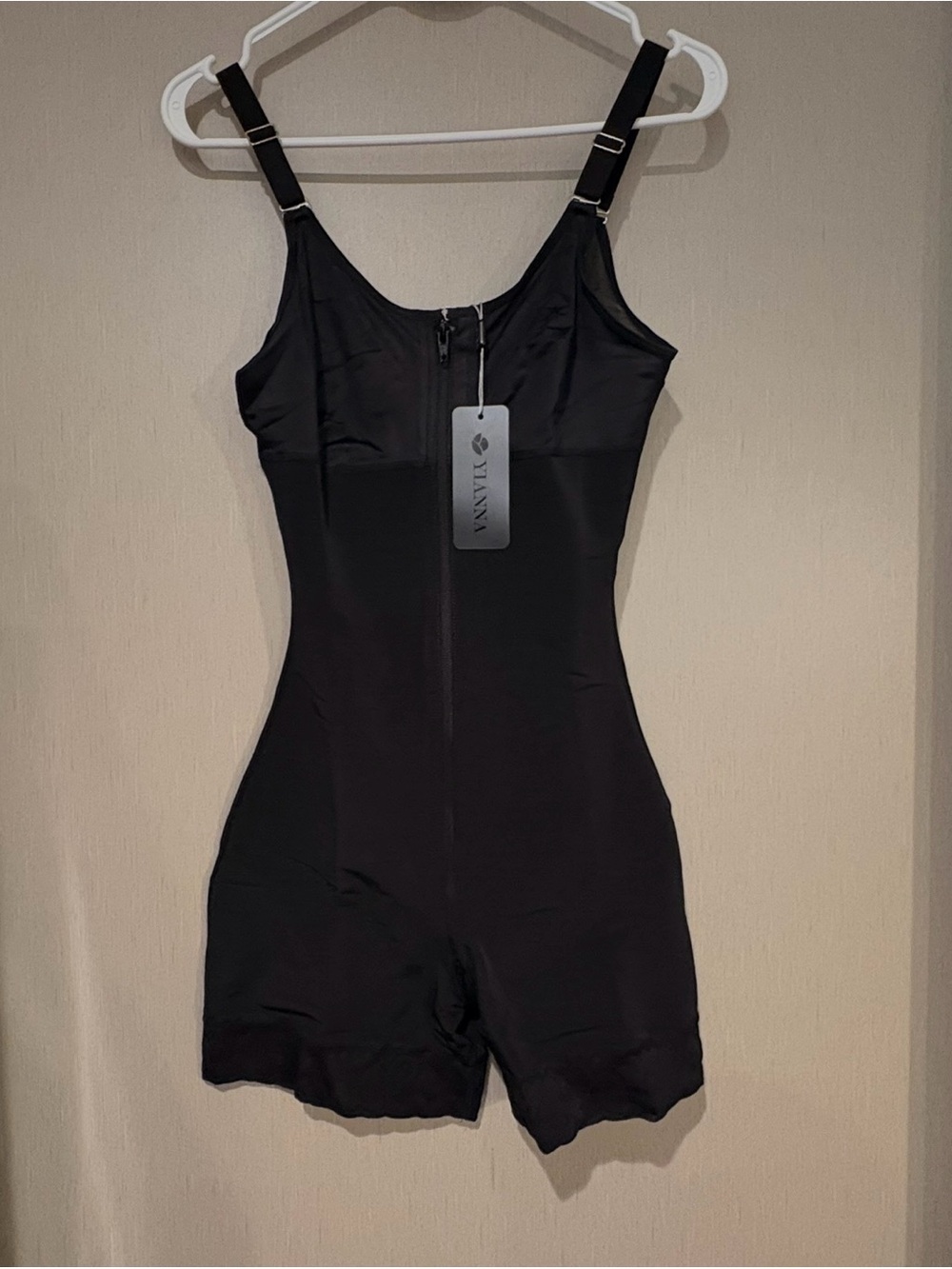 VANITYA Black Short-Length Shaping Bodysuit with Adjustable Straps